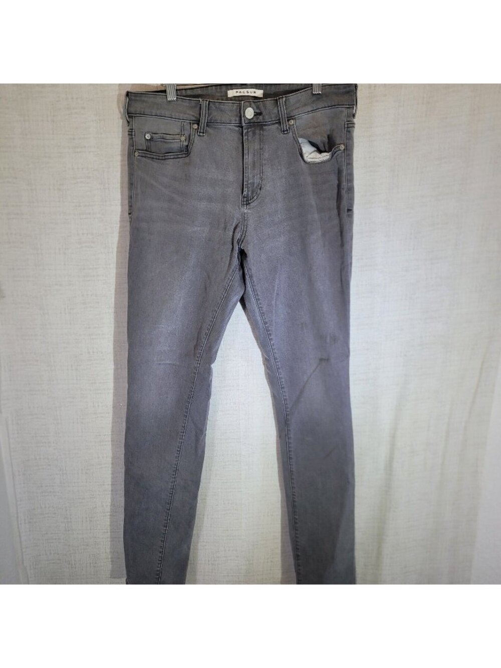 READ Pacsun Jeans Mens 33x34 Gray Skinny Faded Denim Stretch Skater